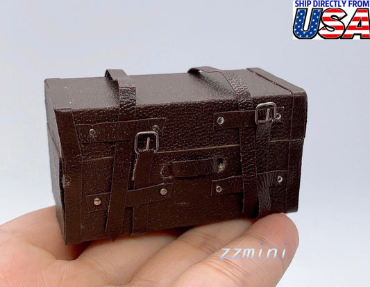 1:12 Dollhouse Miniature Vintage Suitcase Luggage Box Case Chest with Leather Belt Accessories Toy