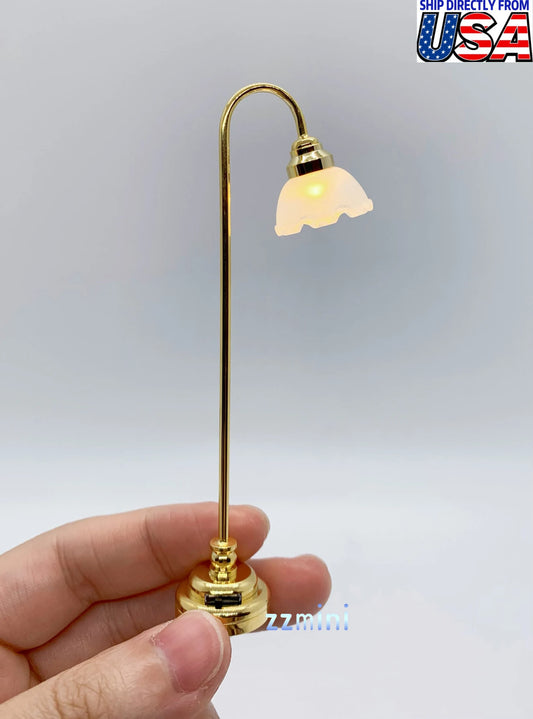 1/12 Dollhouse Miniature Fluted Shade Floor Lamp LED Light Battery Use Decoration
